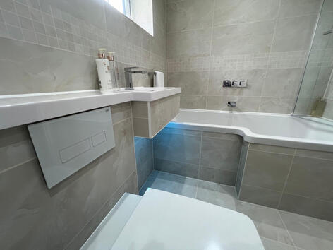 Wall hung pan and all in one basin worktop